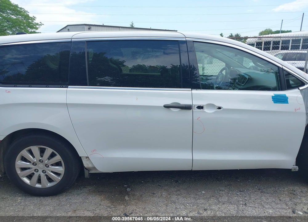 2020 CHRYSLER VOYAGER L VIN: 2C4RC1AG4LR122953