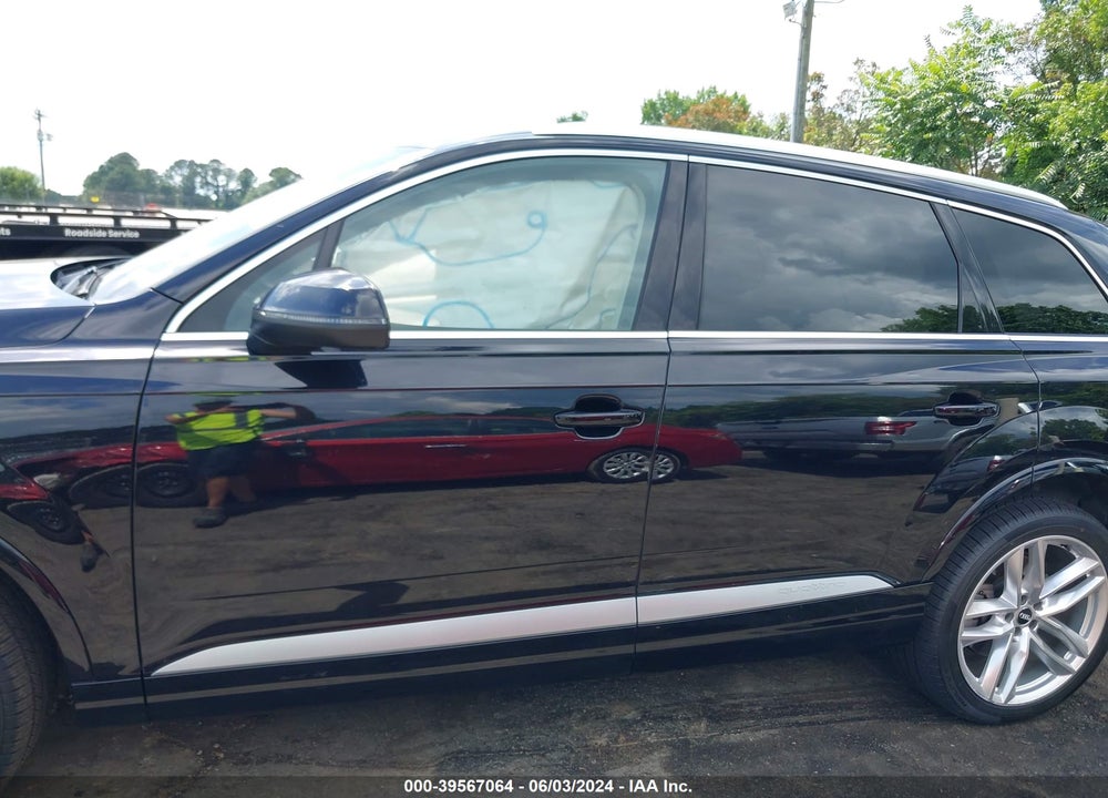 2018 AUDI Q7 3.0T PREMIUM VIN: WA1VAAF73JD051395