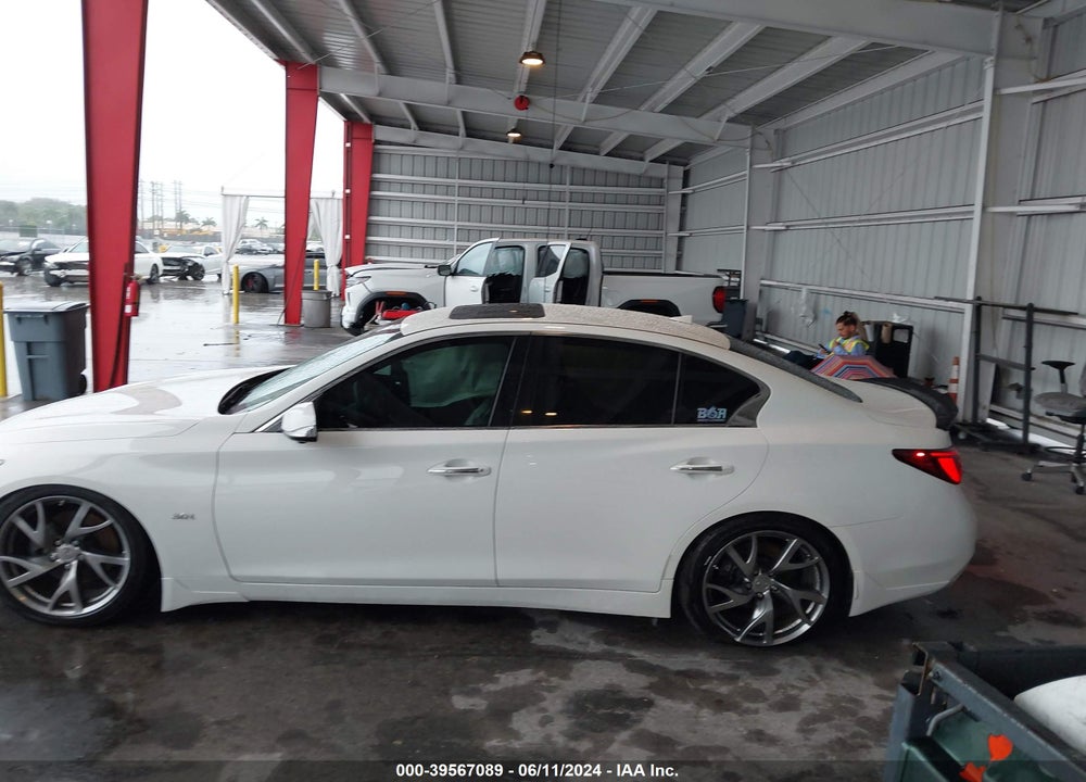 2018 INFINITI Q50 3.0T LUXE VIN: JN1EV7AP2JM365854