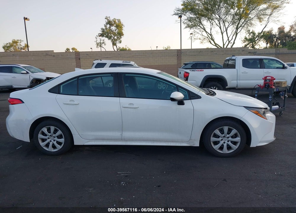 2022 TOYOTA COROLLA LE VIN: 5YFEPMAEXNP308664