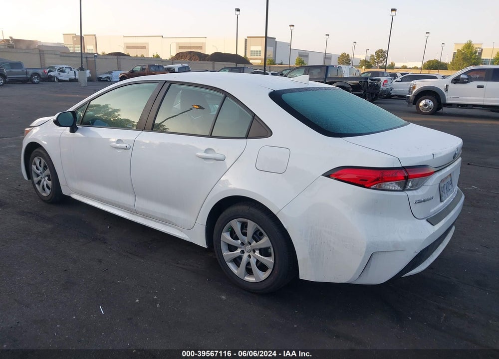 2022 TOYOTA COROLLA LE VIN: 5YFEPMAEXNP308664