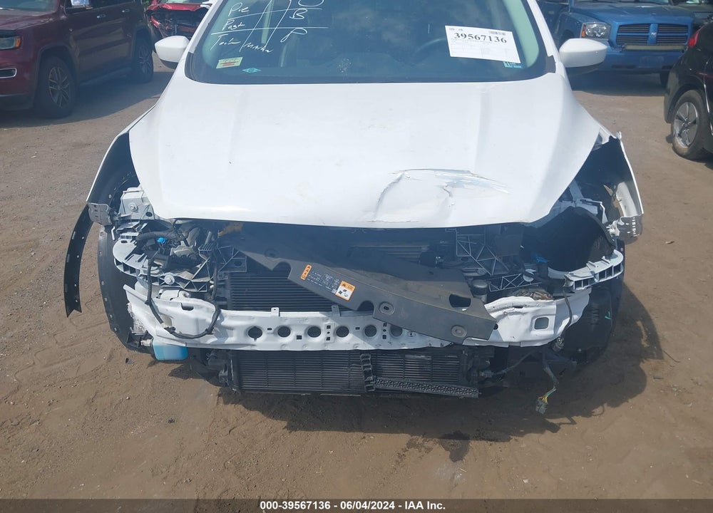 2018 FORD ESCAPE SEL VIN: 1FMCU0HD9JUA84737