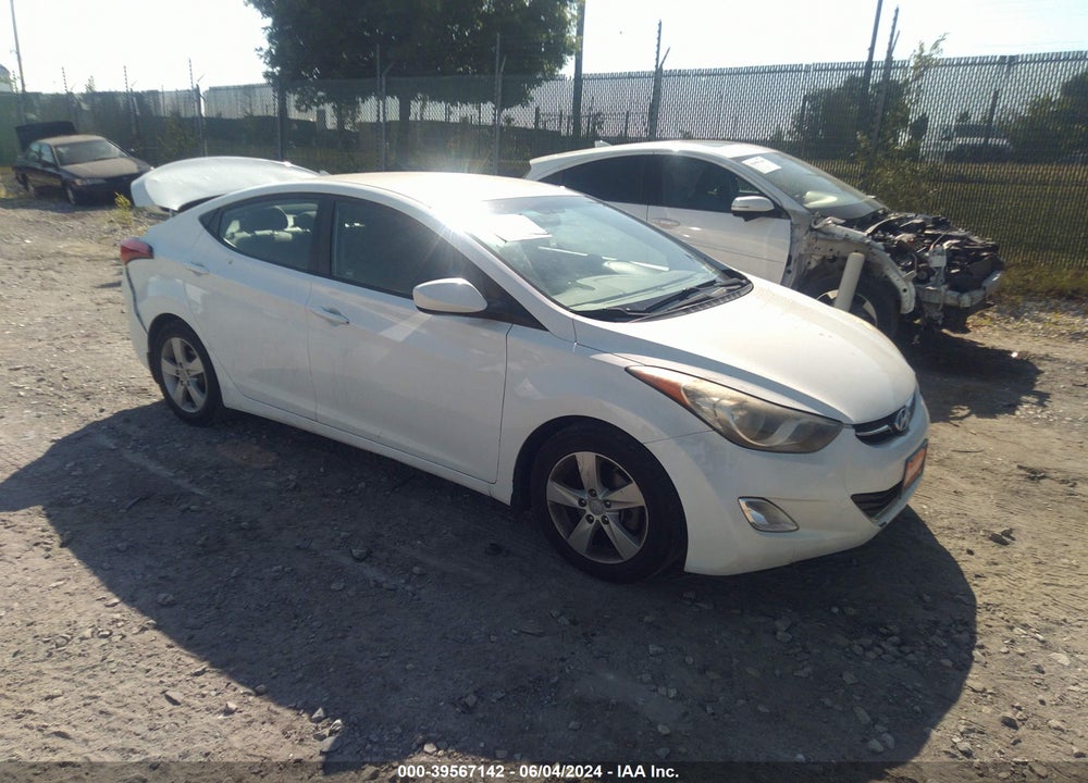 2013 HYUNDAI ELANTRA GLS VIN: 5NPDH4AE8DH407469