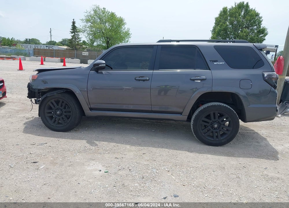 2022 TOYOTA 4RUNNER TRD SPORT VIN: JTESU5JR0N5988636