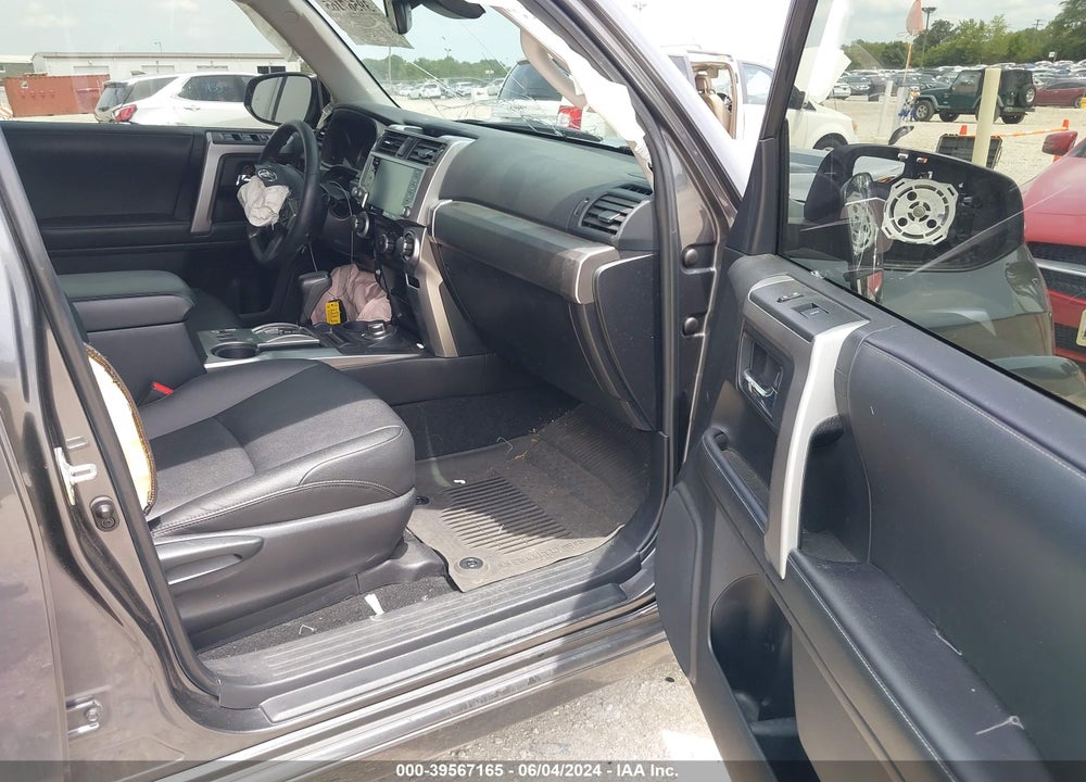 2022 TOYOTA 4RUNNER TRD SPORT VIN: JTESU5JR0N5988636