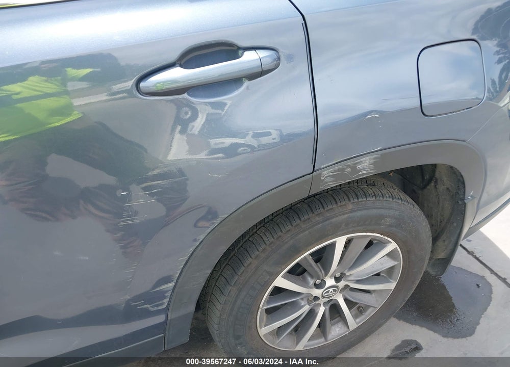 2019 TOYOTA HIGHLANDER HYBRID XLE VIN: 5TDJGRFH5KS074435