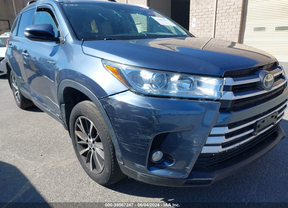 2019 TOYOTA HIGHLANDER HYBRID XLE VIN: 5TDJGRFH5KS074435