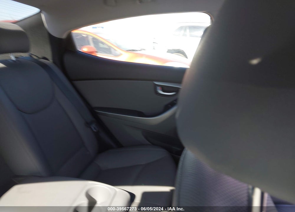 2015 HYUNDAI ELANTRA LIMITED VIN: KMHDH4AE4FU360669