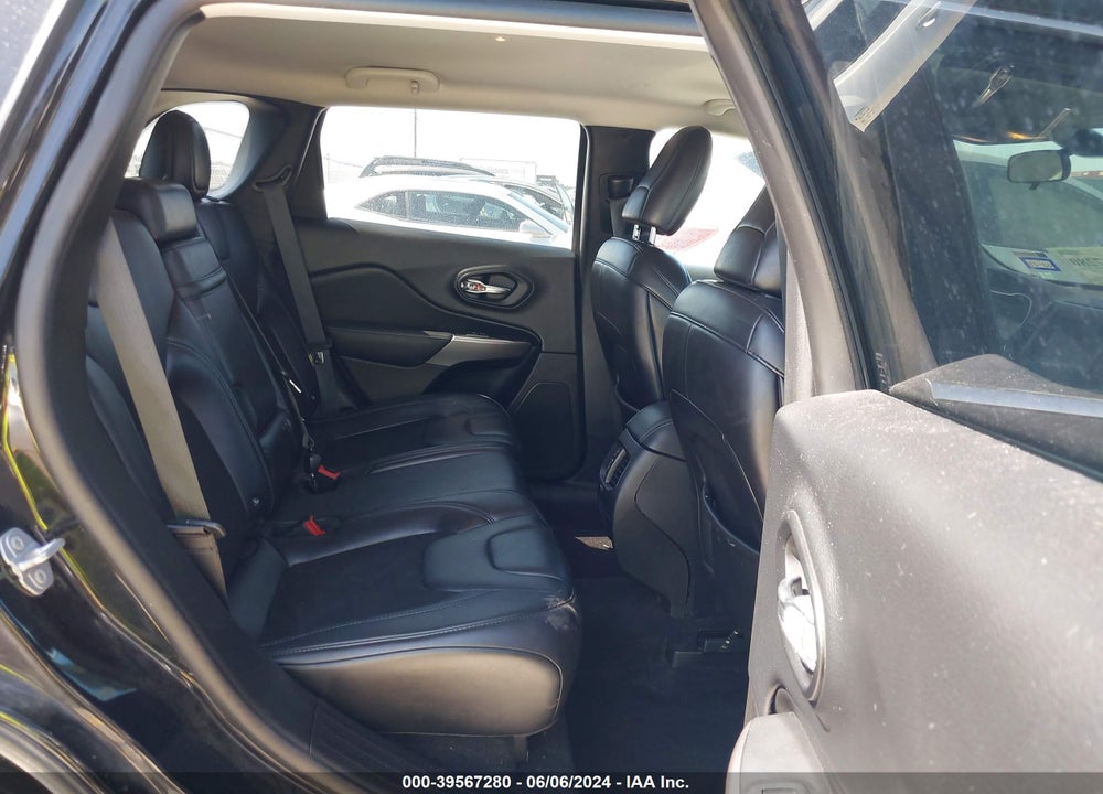 2019 JEEP CHEROKEE LATITUDE PLUS FWD VIN: 1C4PJLLB9KD170749
