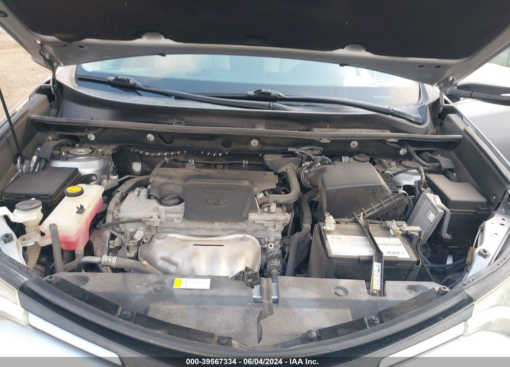 2018 TOYOTA RAV4 XLE VIN: 2T3WFREV3JW405901