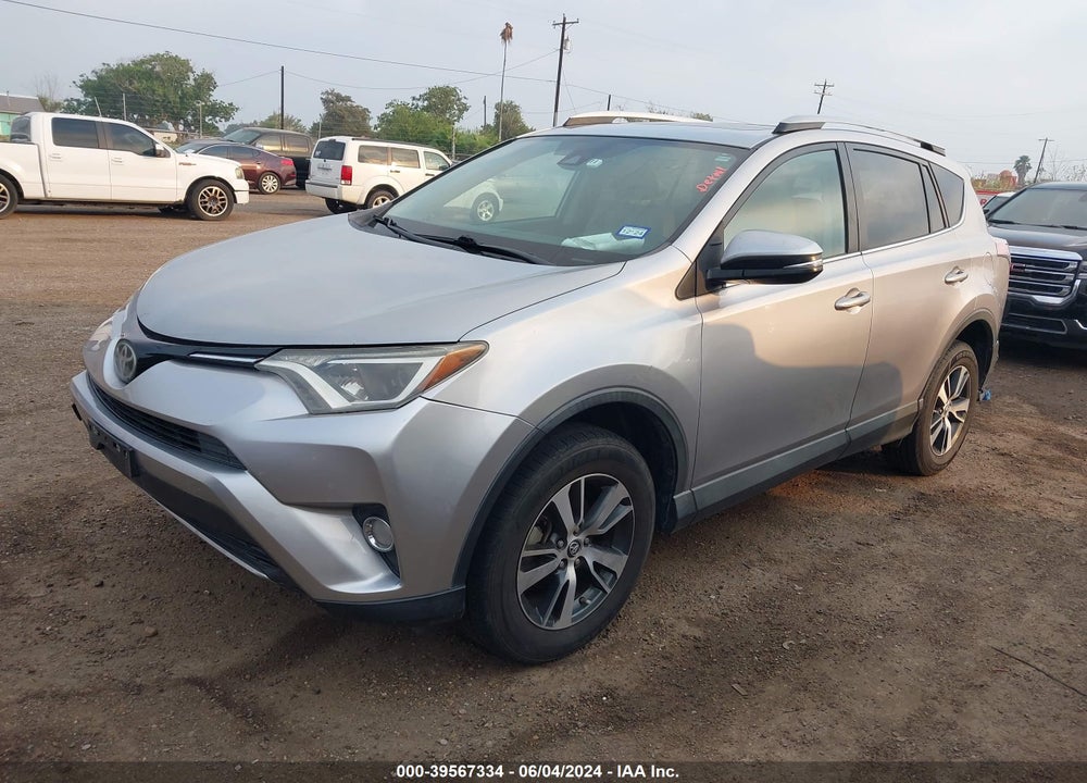 2018 TOYOTA RAV4 XLE VIN: 2T3WFREV3JW405901