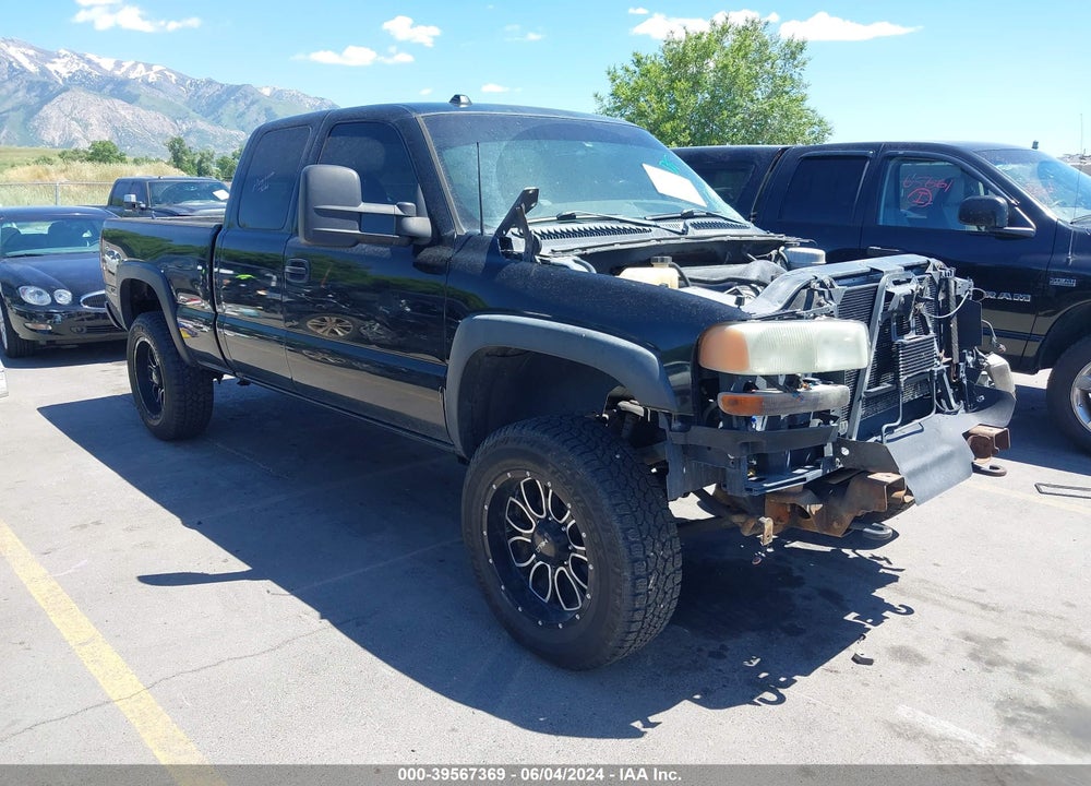 2005 GMC SIERRA 2500HD SLE VIN: 1GTHK29U85E270800