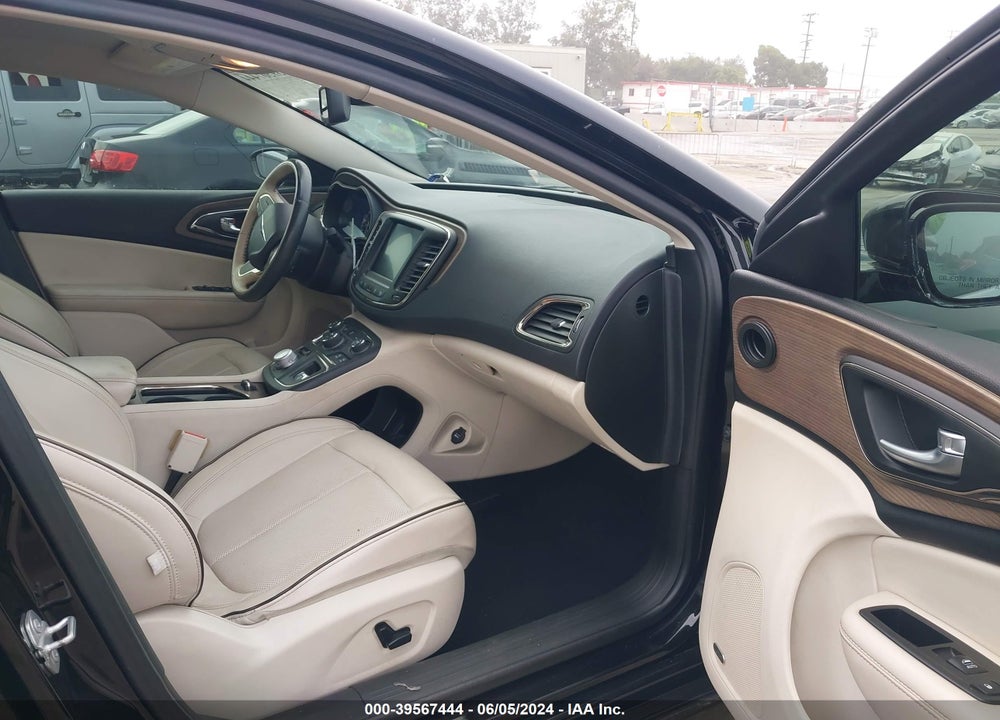2015 CHRYSLER 200 C VIN: 1C3CCCCB9FN553281