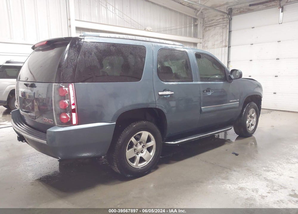 2007 GMC YUKON DENALI VIN: 1GKFK63807J328388