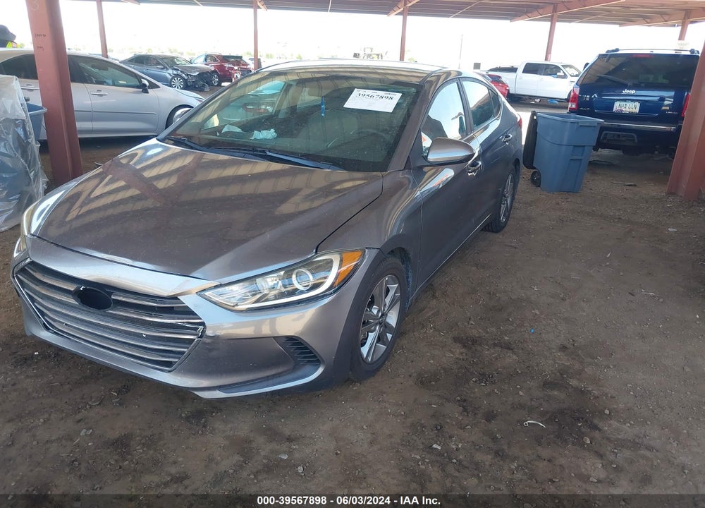 2018 HYUNDAI ELANTRA SEL VIN: 5NPD84LF4JH301389