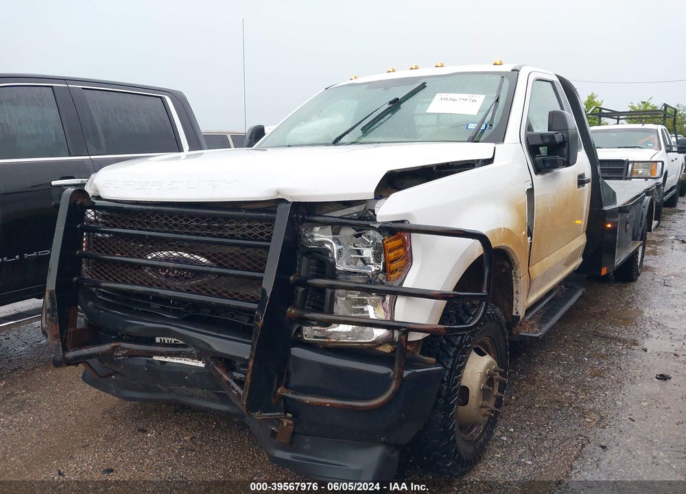 2019 FORD F-350 CHASSIS XL VIN: 1FDRF3H60KEG86221