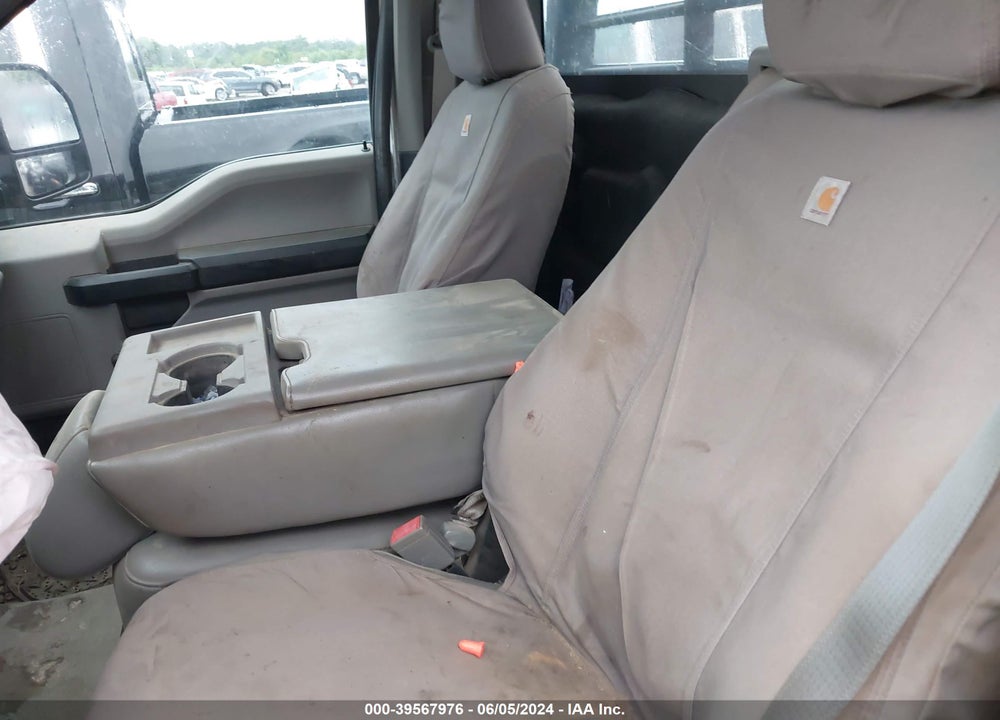 2019 FORD F-350 CHASSIS XL VIN: 1FDRF3H60KEG86221