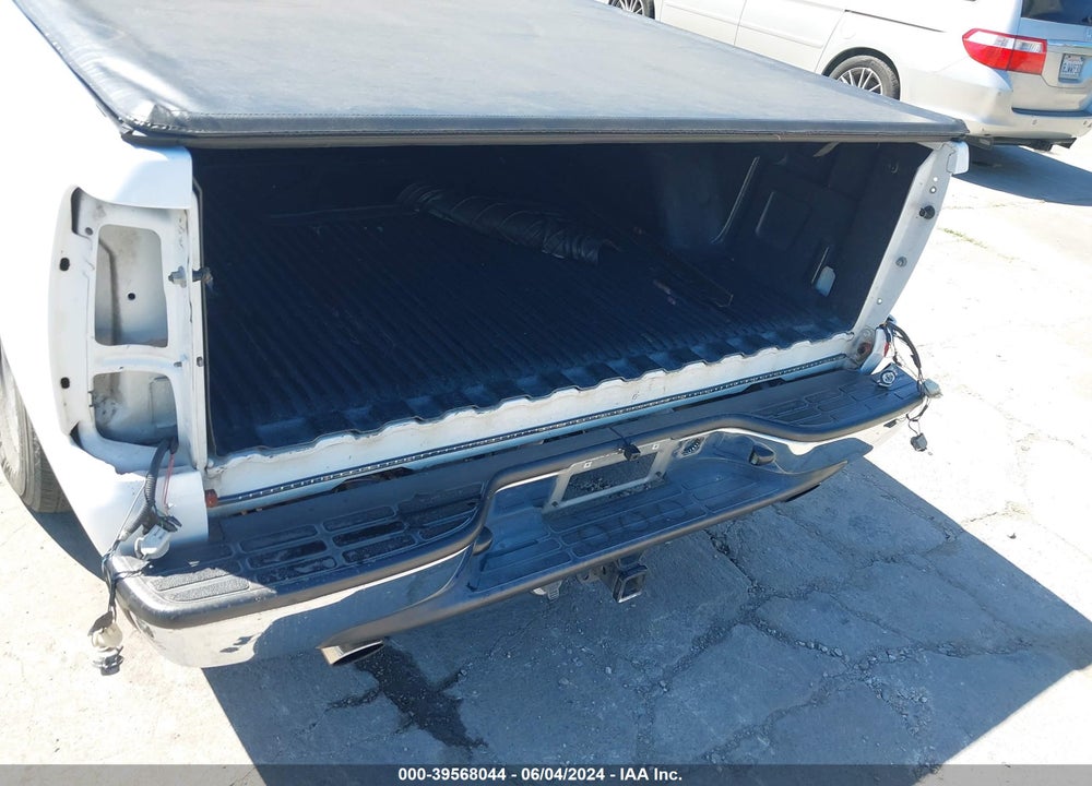2001 CHEVROLET SILVERADO 1500 LS VIN: 1GCEC19T01Z211762