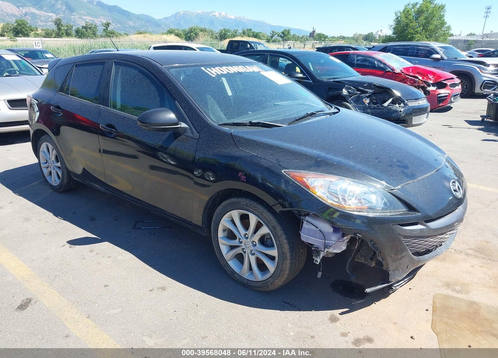 2011 MAZDA 3 S SPORT VIN: JM1BL1K69B1461086