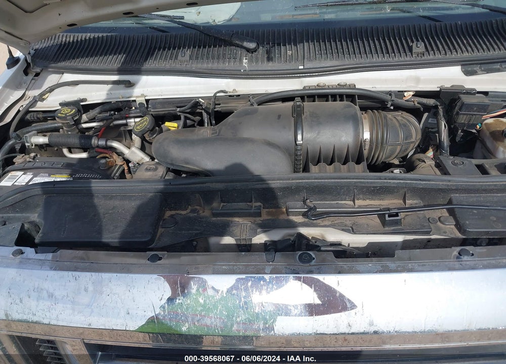 2008 FORD E-350 SUPER DUTY XL/XLT VIN: 1FBNE31L38DA73471