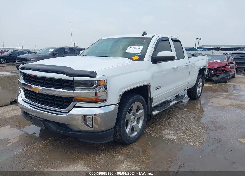 2018 CHEVROLET SILVERADO 1500 1LT VIN: 1GCRCREC7JZ329376
