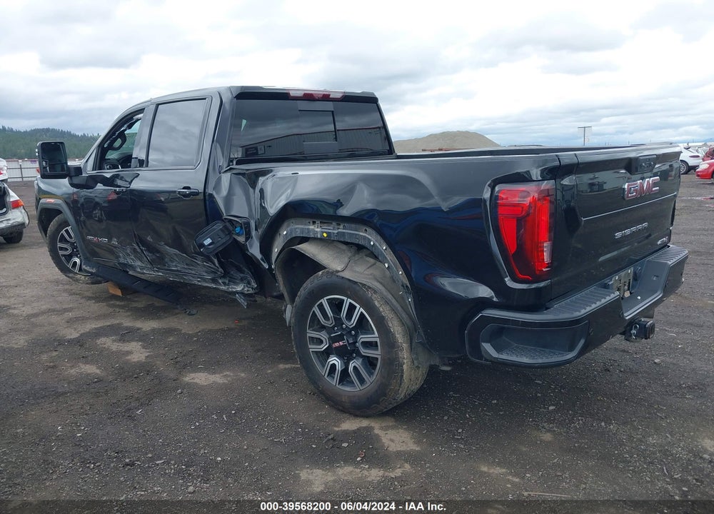 2022 GMC SIERRA 2500HD 4WD STANDARD BED AT4 VIN: 1GT49PEY0NF170586