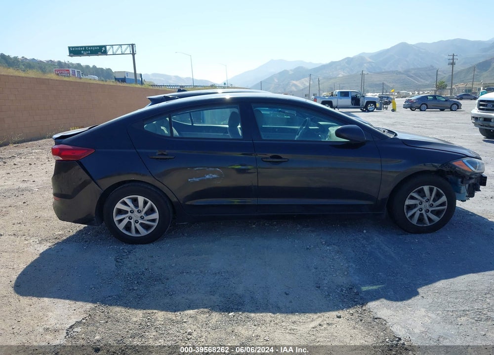 2017 HYUNDAI ELANTRA SE VIN: 5NPD74LF0HH164710