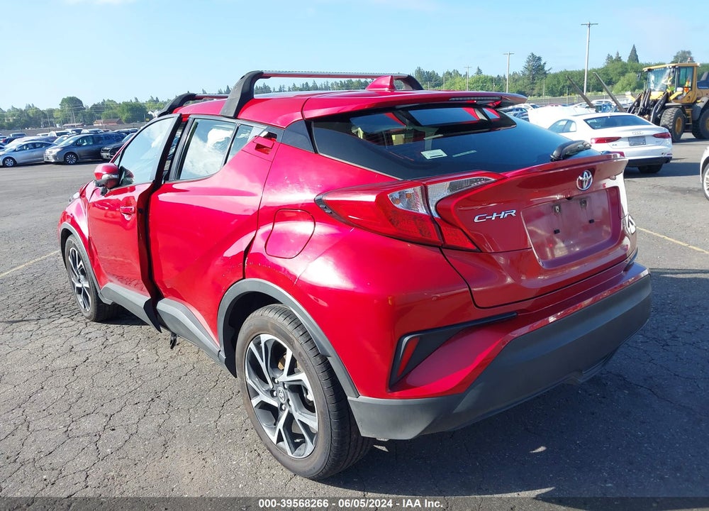 2021 TOYOTA C-HR XLE VIN: JTNKHMBX0M1120511