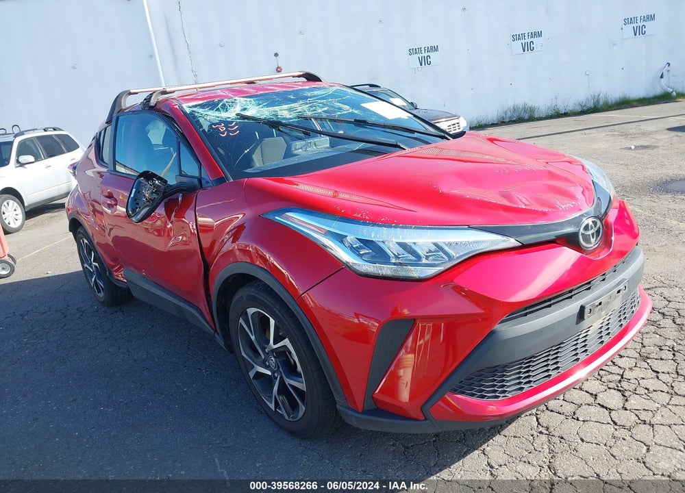 2021 TOYOTA C-HR XLE VIN: JTNKHMBX0M1120511