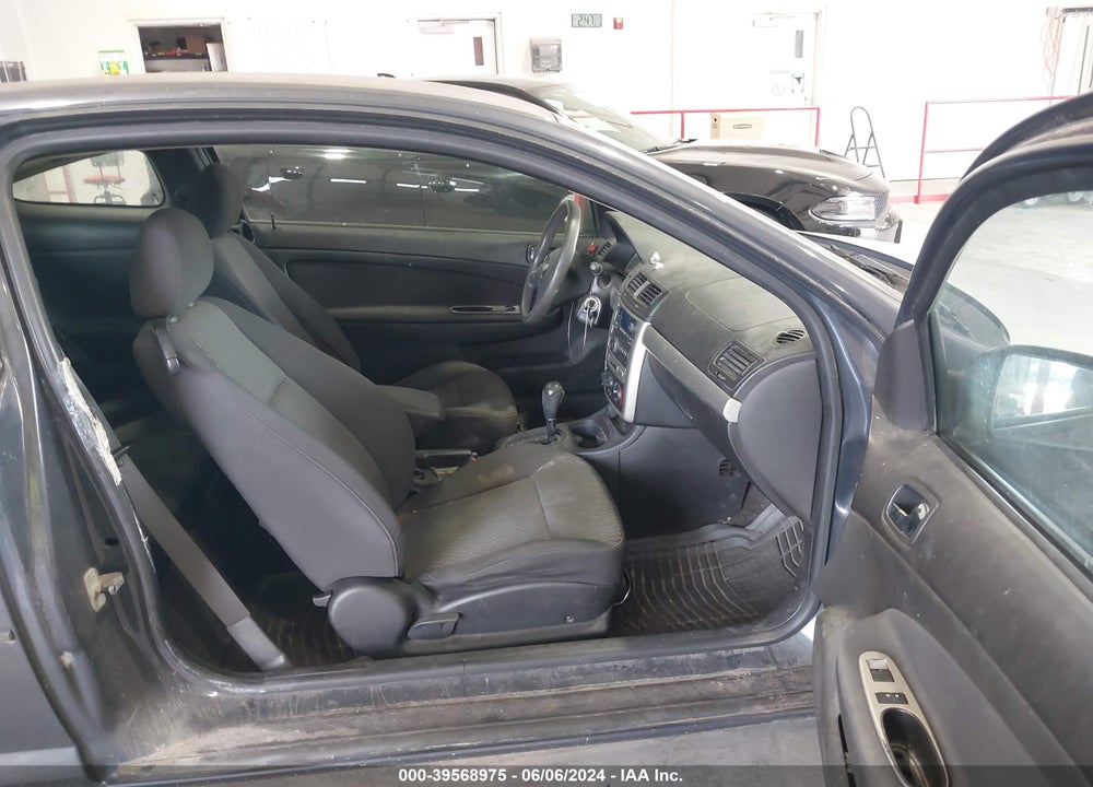 2008 CHEVROLET COBALT VIN: 1G1AL18F587252574