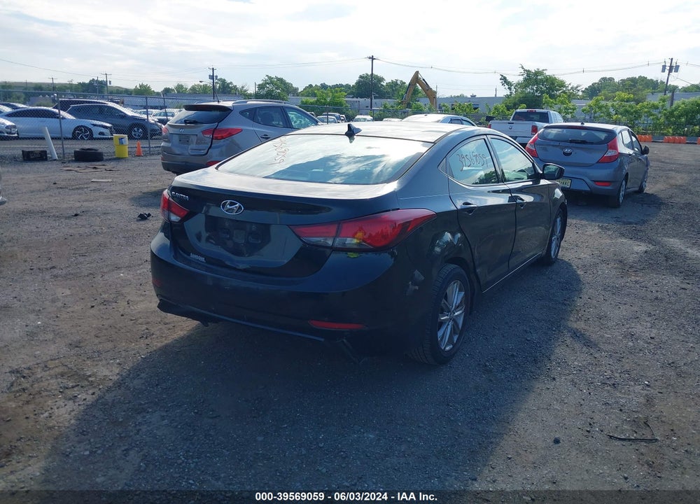 2015 HYUNDAI ELANTRA SE VIN: 5NPDH4AE5FH564217