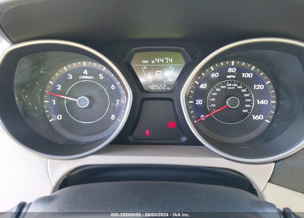 2015 HYUNDAI ELANTRA SE VIN: 5NPDH4AE5FH564217
