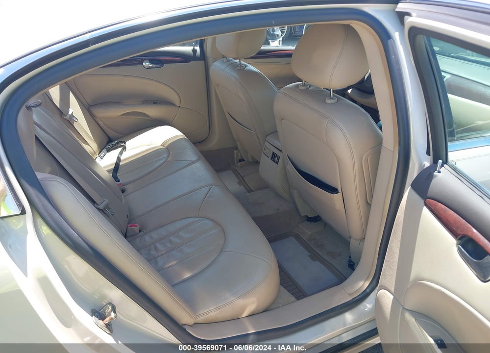2010 BUICK LUCERNE CXL VIN: 1G4HC5EM4AU122630
