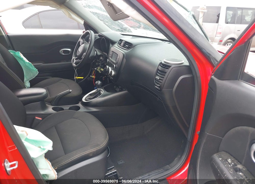 2015 KIA SOUL VIN: KNDJP3A53F7798814