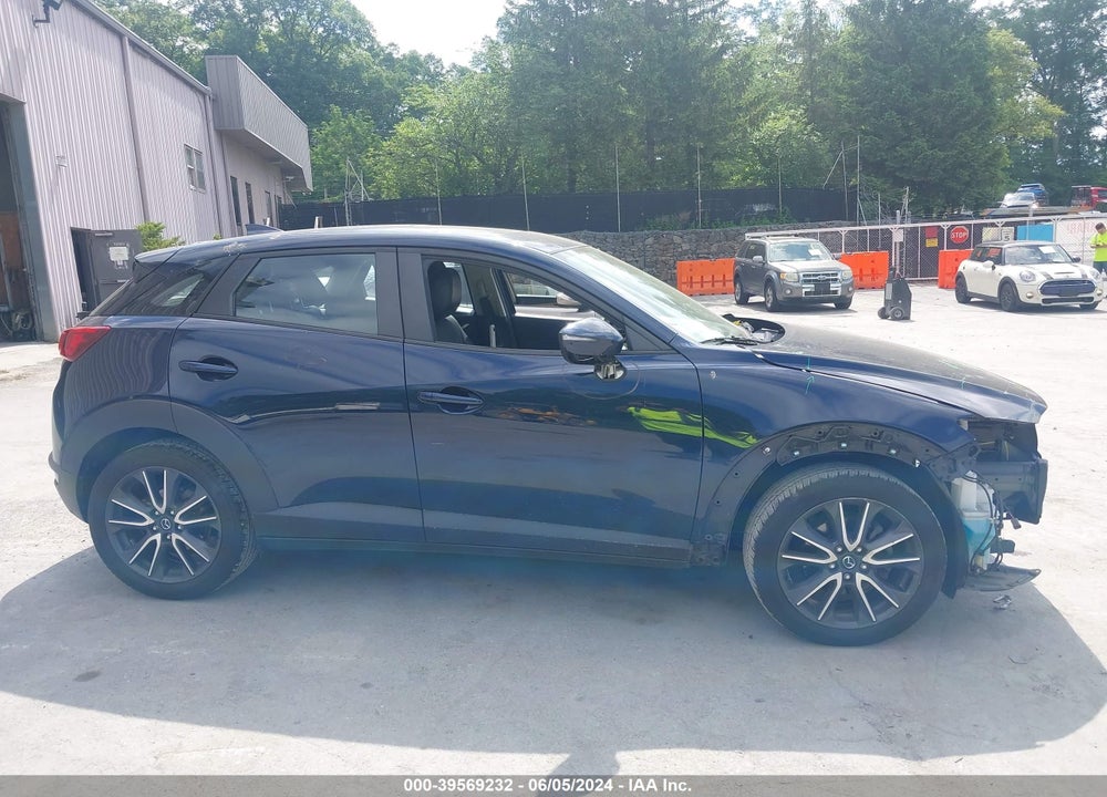 2018 MAZDA CX-3 TOURING VIN: JM1DKFC76J0323770