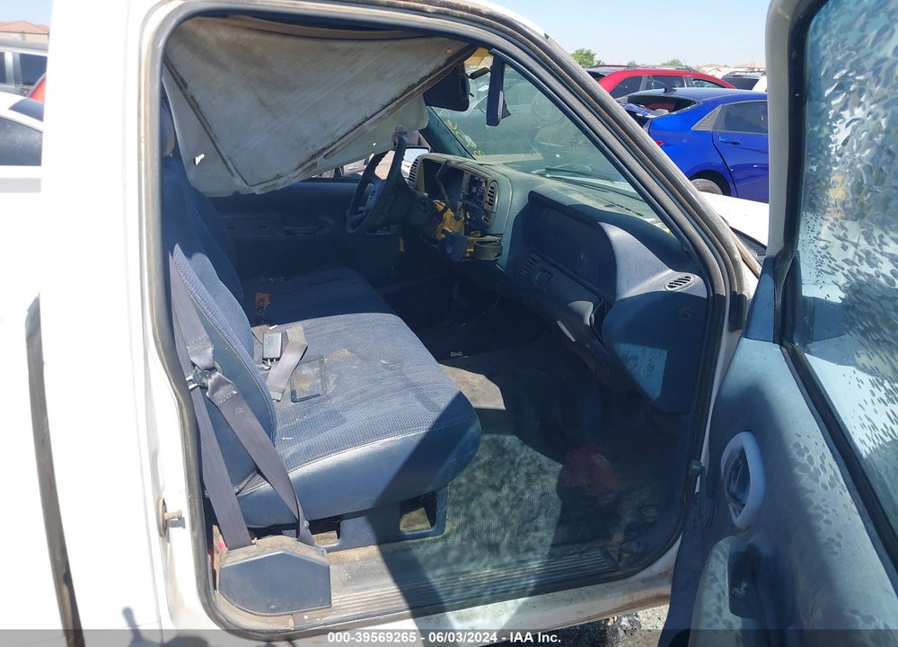1998 CHEVROLET C1500 FLEETSIDE W/T VIN: 1GCEC14W8WZ248535