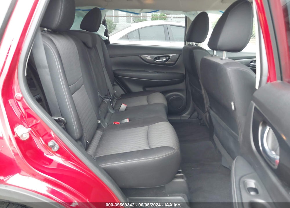 2017 NISSAN ROGUE SV VIN: JN8AT2MV7HW286018