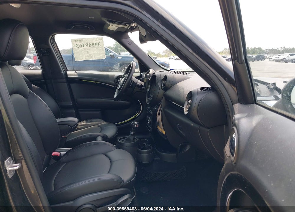 2015 MINI COUNTRYMAN COOPER S VIN: WMWZC3C57FWT04243