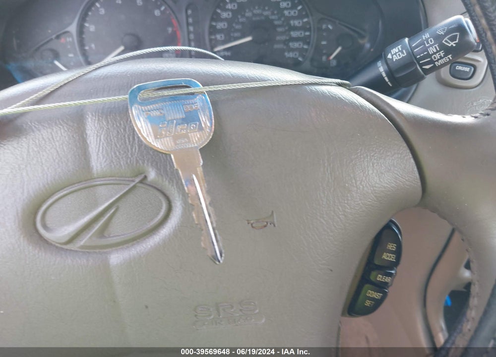 2001 OLDSMOBILE INTRIGUE GL VIN: 1G3WS52HX1F215226