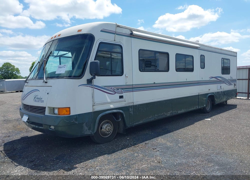 1997 CRUISEMASTER F530 VIN: 3FCMF53G2VJA06054