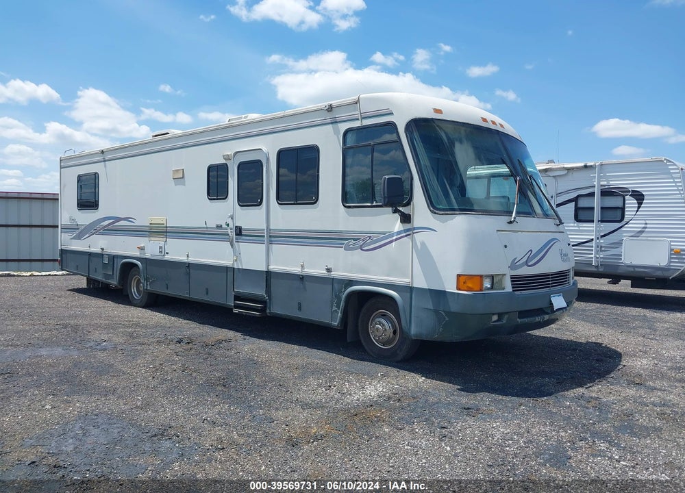 1997 CRUISEMASTER F530 VIN: 3FCMF53G2VJA06054