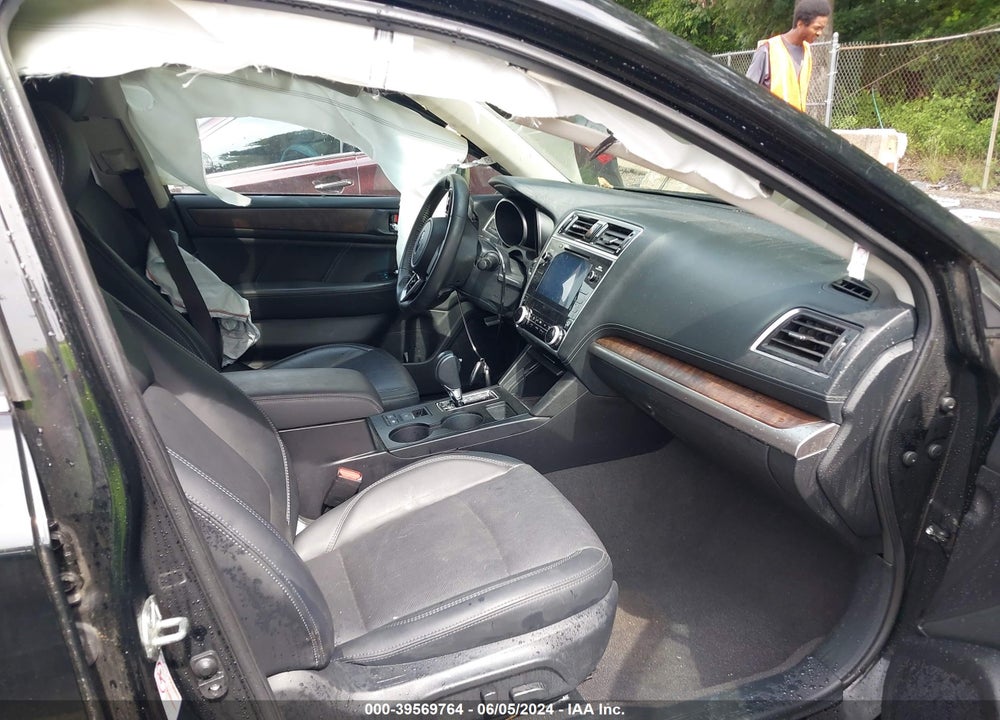 2018 SUBARU OUTBACK 3.6R LIMITED VIN: 4S4BSENC0J3388328