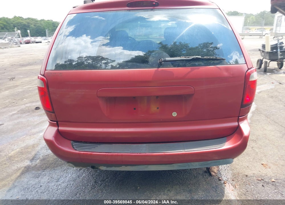 2005 DODGE GRAND CARAVAN VIN: 2D4GP44L35R113821