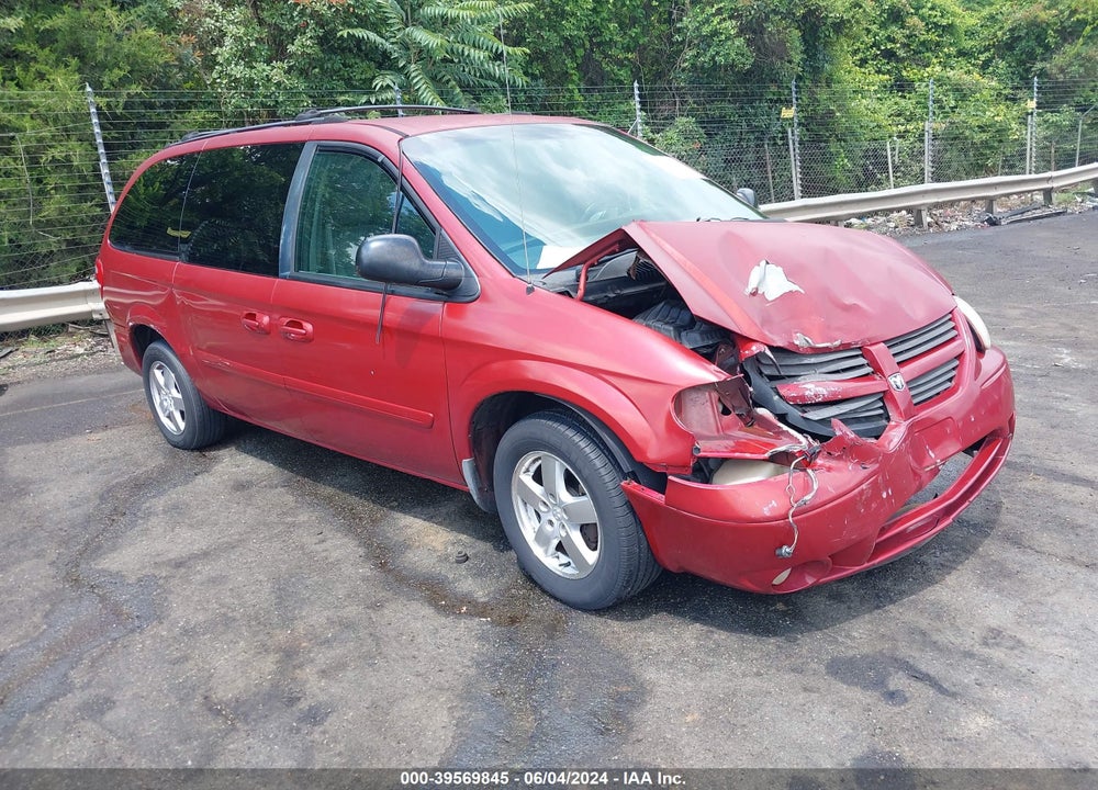 2005 DODGE GRAND CARAVAN VIN: 2D4GP44L35R113821