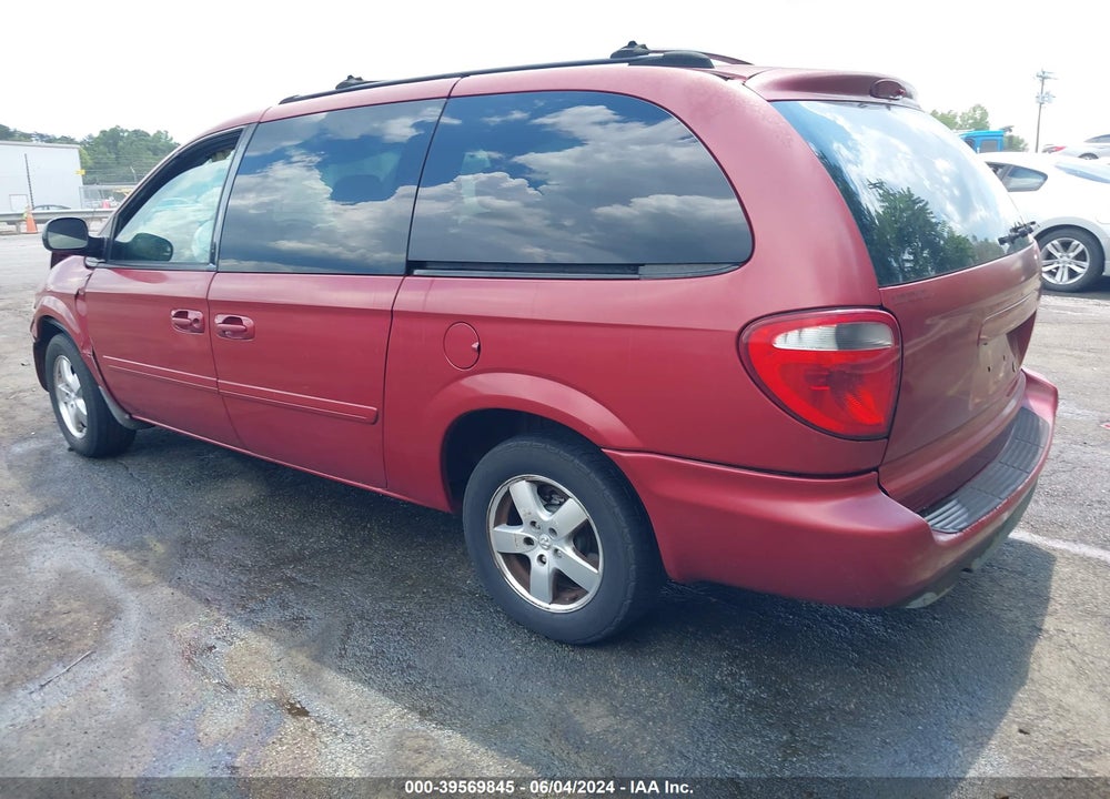 2005 DODGE GRAND CARAVAN VIN: 2D4GP44L35R113821