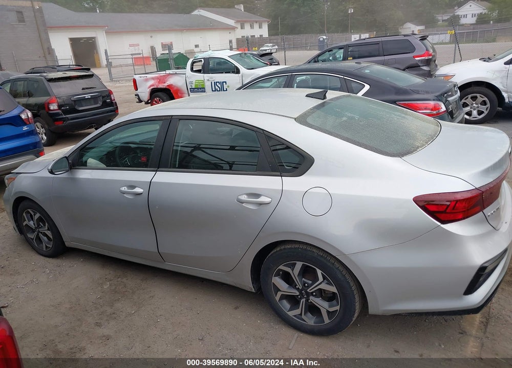 2021 KIA FORTE LXS VIN: 3KPF24ADXME337298