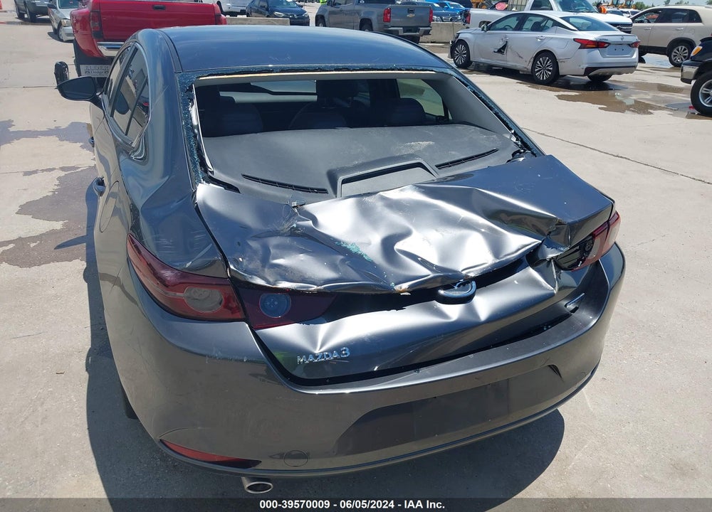 2021 MAZDA 3 PREFERRED VIN: JM1BPACL3M1318968