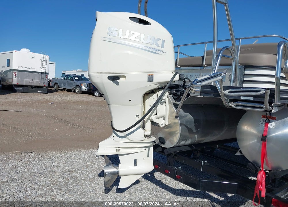 2019 BENNINGTON OTHER VIN: ETWH3416E919
