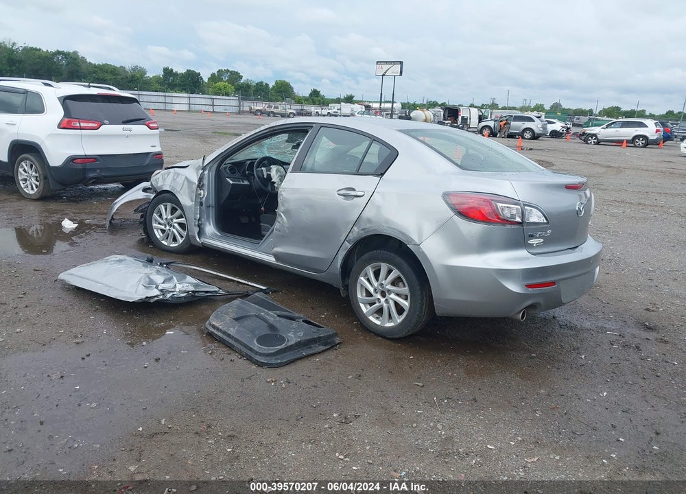 2013 MAZDA 3 I TOURING VIN: JM1BL1V77D1779666