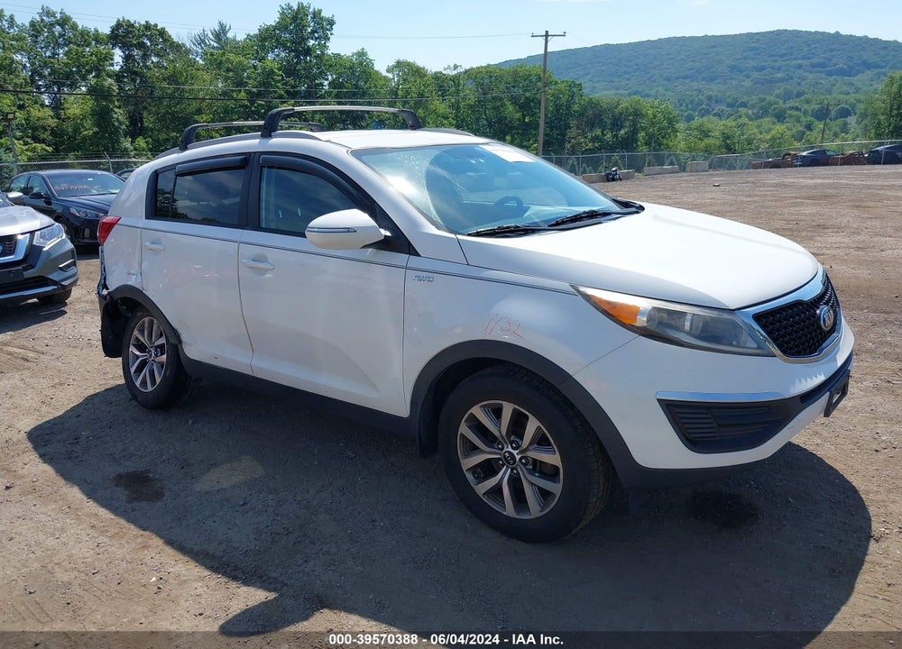 2014 KIA SPORTAGE LX VIN: KNDPBCAC8E7587307